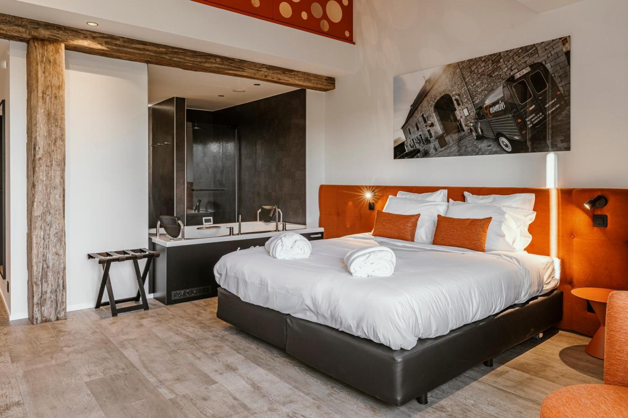 Cc Nomie Hotel Restaurant Dinant Quarto foto