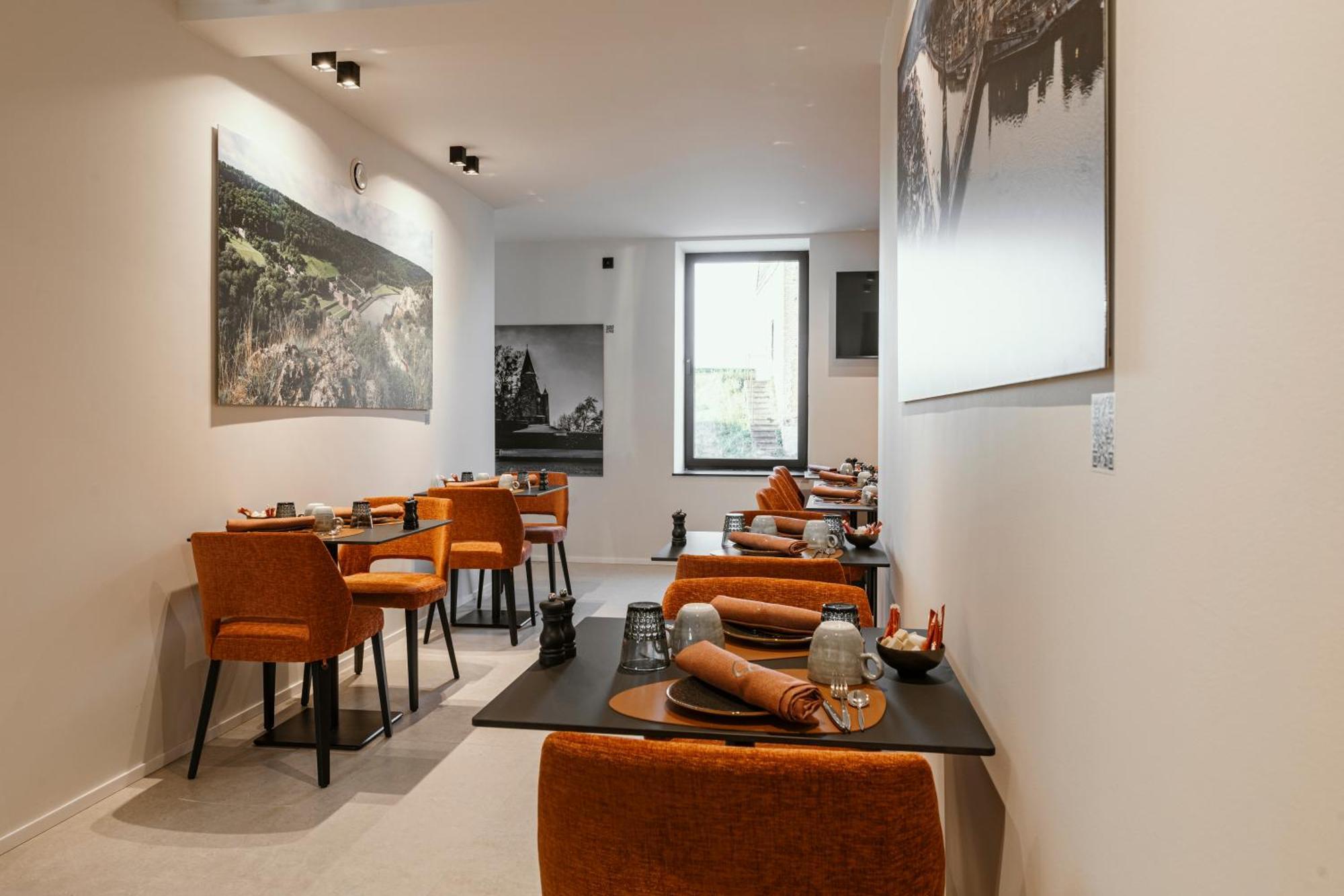 Cc Nomie Hotel Restaurant Dinant Exterior foto
