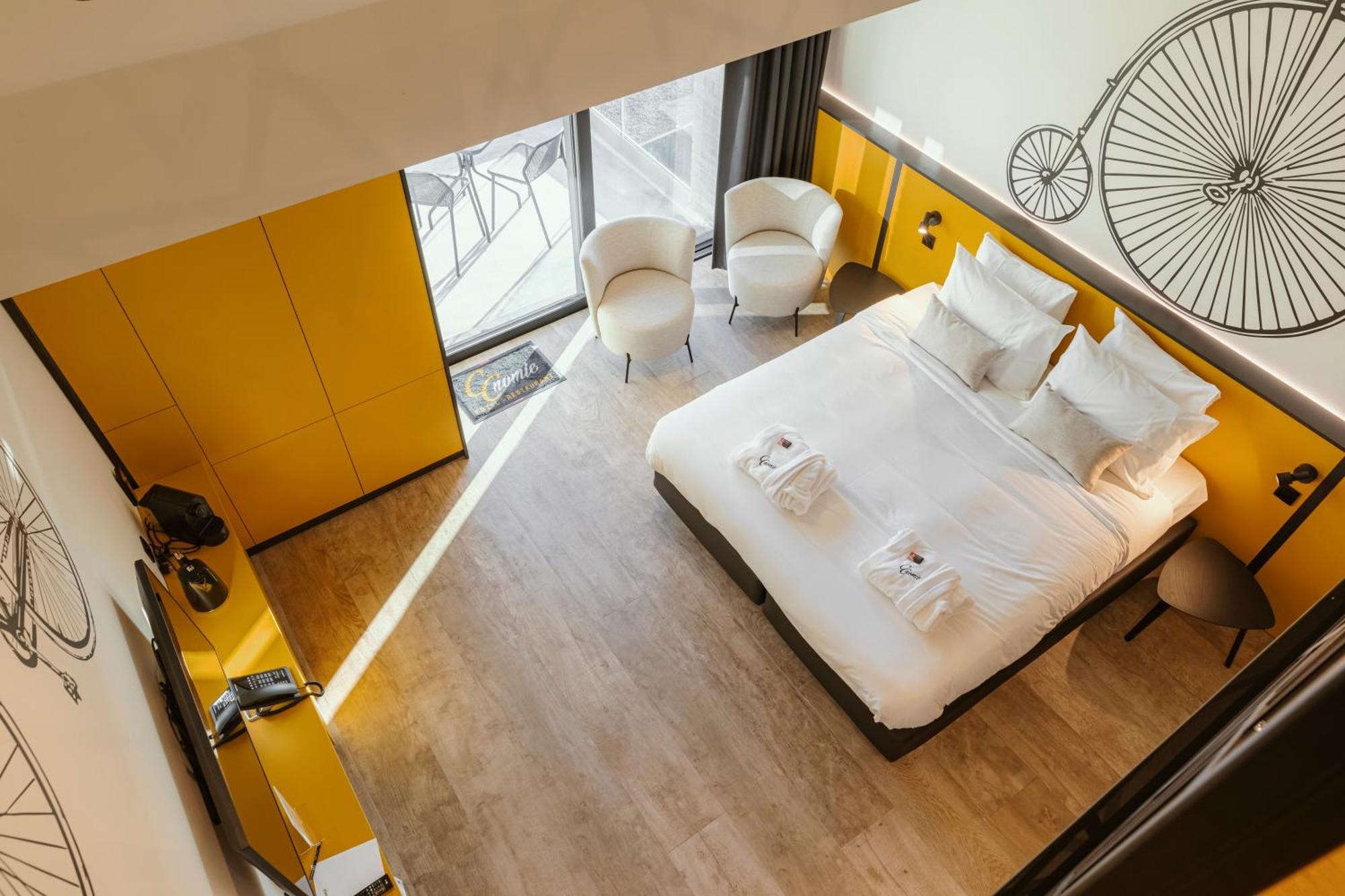 Cc Nomie Hotel Restaurant Dinant Quarto foto